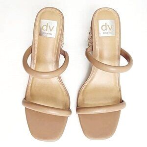 💕 Dolce Vita Tan Sandals 💕